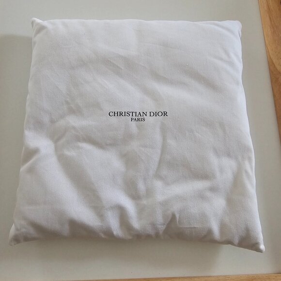 Authentic Dior Holiday Box and Pillow - Picture 5 of 7